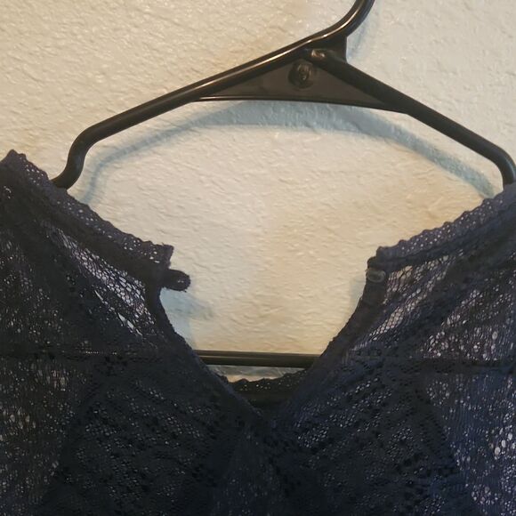 Abercrombie and Fitch Tank Top - Picture 3 of 3